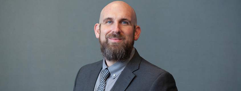 Headshot of Kevin Siegel